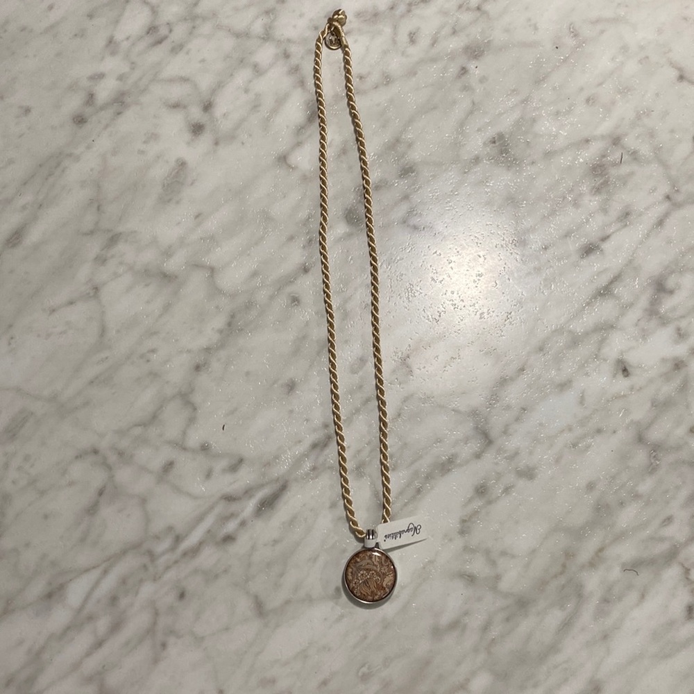 Tan necklace set